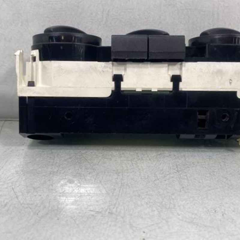 Commande chauffage VOLKSWAGEN POLO 4 Photo n°6