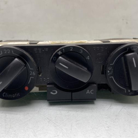 Commande chauffage VOLKSWAGEN POLO 4 Photo n°1