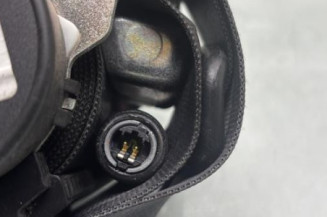 Pretensionneur de ceinture avant droit DACIA DUSTER 1