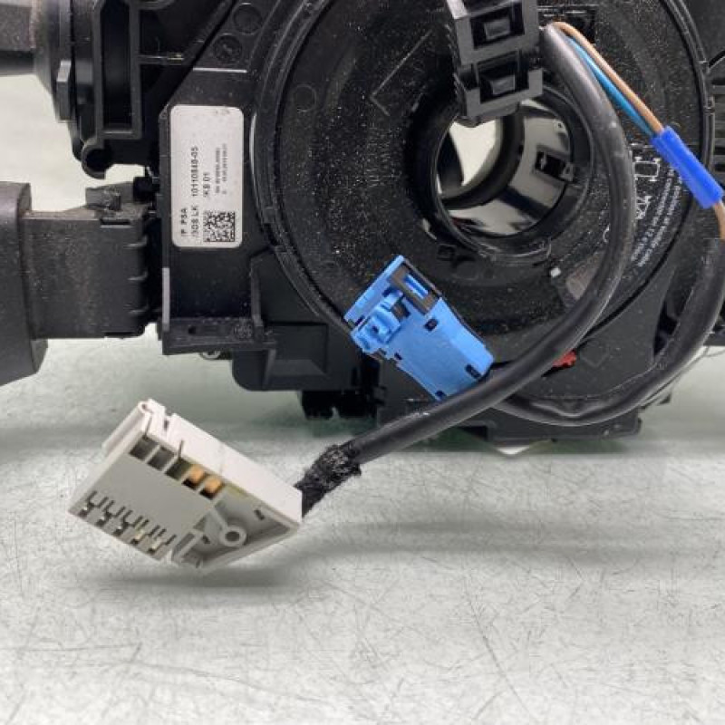 Com (Bloc Contacteur Tournant+Commodo Essuie Glace+Commodo Phare) OPEL VIVARO 3 Photo n°4