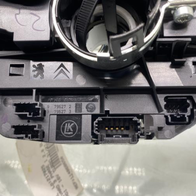 Com (Bloc Contacteur Tournant+Commodo Essuie Glace+Commodo Phare) OPEL VIVARO 3 Photo n°7