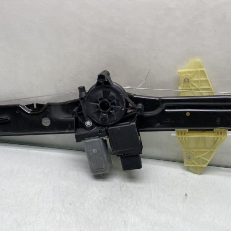 Leve vitre electrique avant gauche OPEL VIVARO 3 Photo n°4