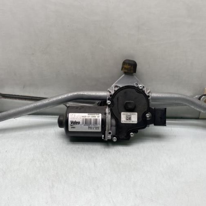 Moteur essuie glace avant OPEL VIVARO 3 Photo n°1