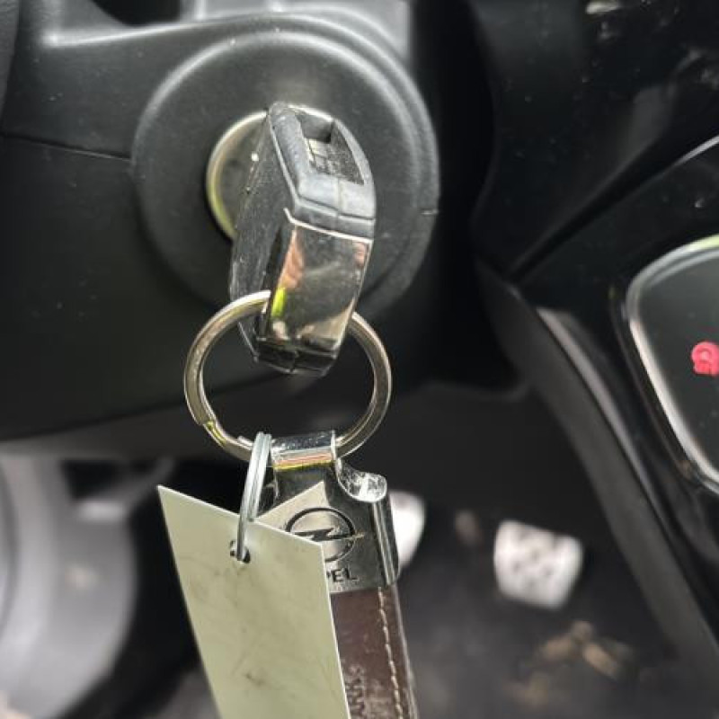 Boite de vitesses OPEL CORSA E Photo n°18