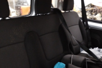 RENAULT TRAFIC 3 COURT PHASE 2 2.0 BLUE DCI - 16V TURBO