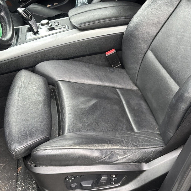 BMW X5 E70 PHASE 1 30d 3.0D - 24V L6 TURBO XDRIVE 4X4 Photo n°12