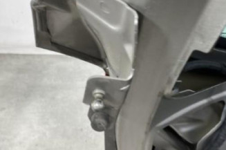 Malle/Hayon arriere PEUGEOT 3008 1