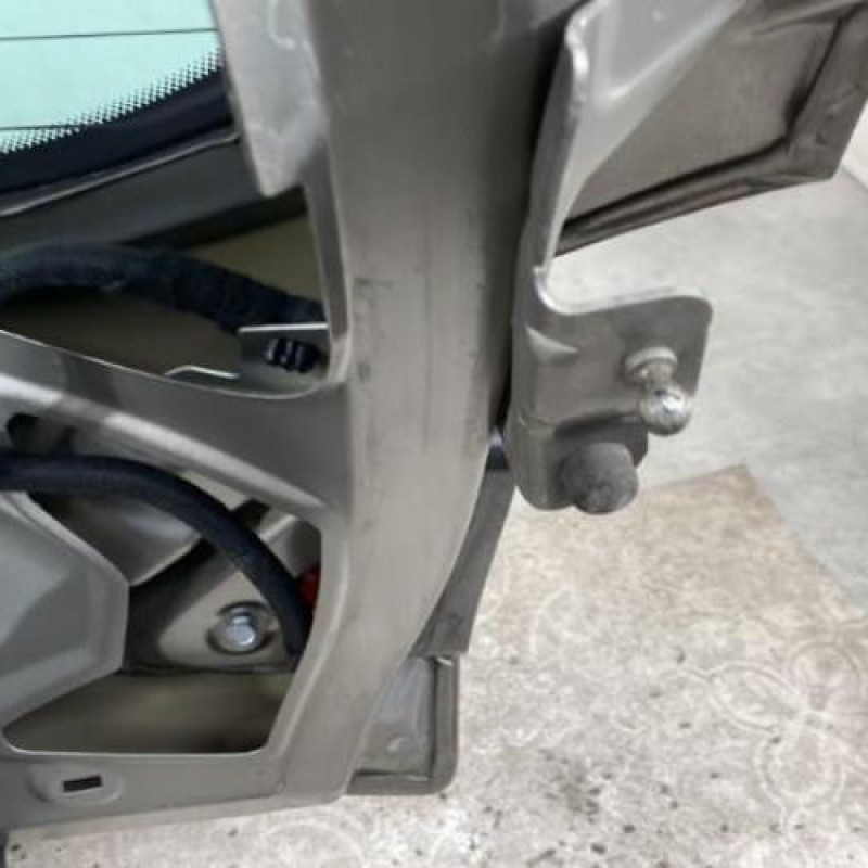 Malle/Hayon arriere PEUGEOT 3008 1 Photo n°6