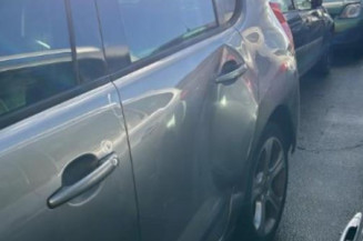 Malle/Hayon arriere PEUGEOT 3008 1