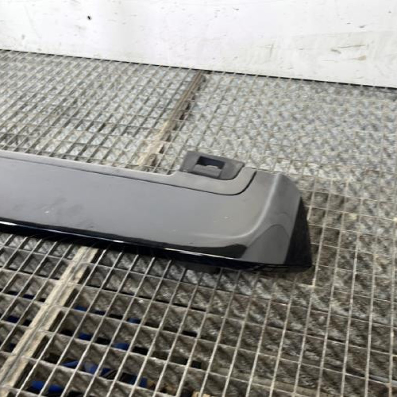 Becquet RENAULT TWINGO 3 Photo n°3