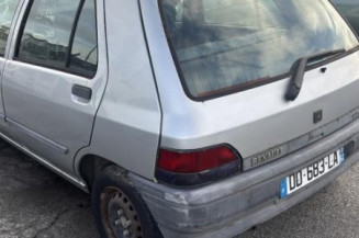 Aile avant droit RENAULT CLIO 1