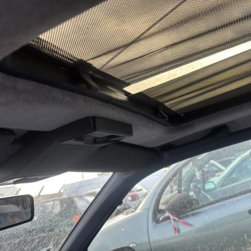 Aile avant gauche RENAULT CLIO 1 Photo n°19