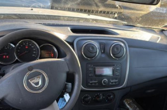 Aile avant droit DACIA SANDERO 2