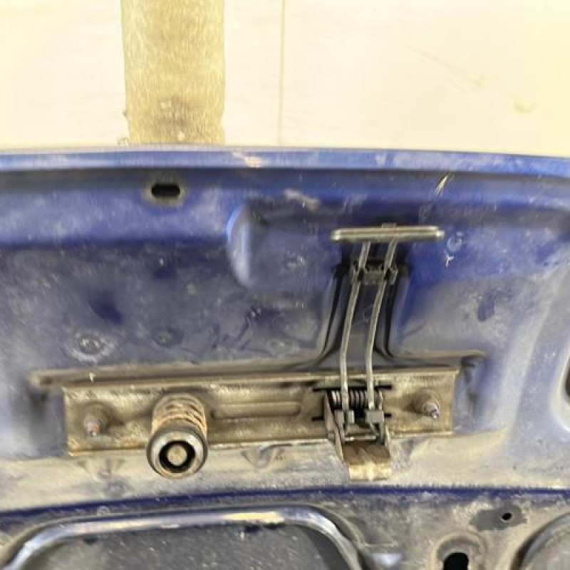 Capot RENAULT CLIO 2 Photo n°6