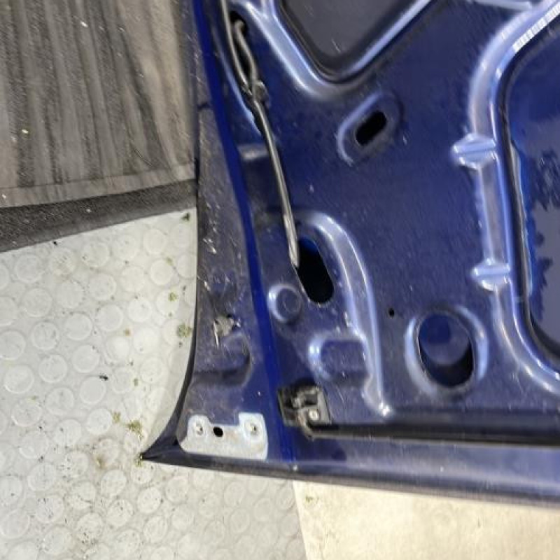 Capot RENAULT CLIO 2 Photo n°8