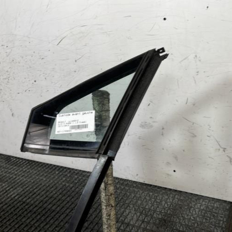 Custode avant gauche (porte) RENAULT CLIO 4 Photo n°3