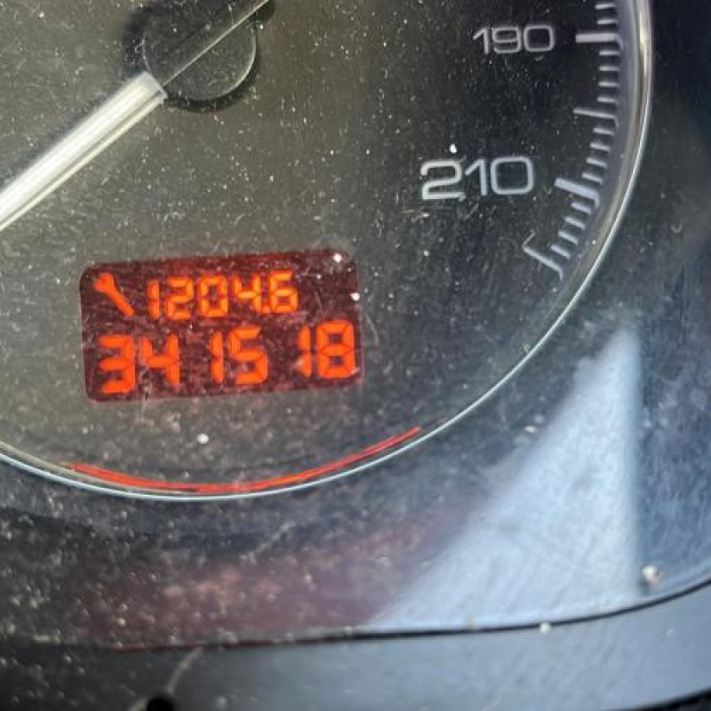 Pare boue avant gauche PEUGEOT 307 Photo n°7