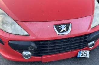 Pare boue avant gauche PEUGEOT 307