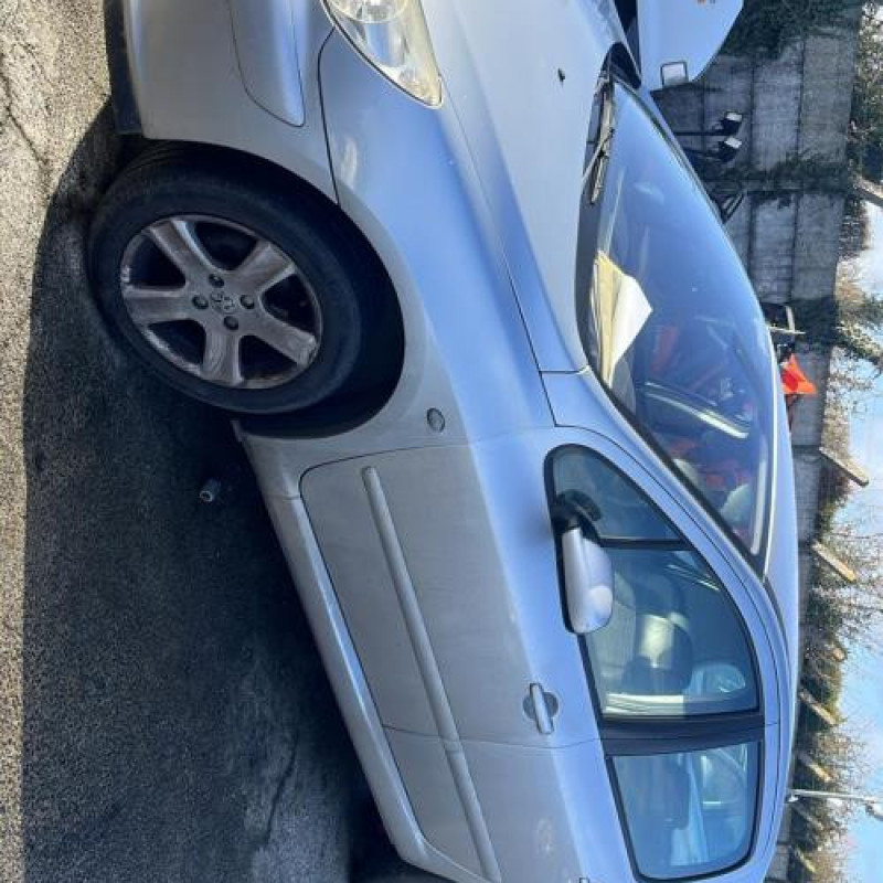 Pare boue avant droit PEUGEOT 307 Photo n°8