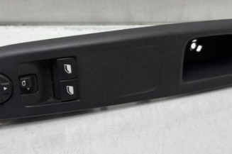 Interrupteur de leve vitre avant gauche OPEL CORSA F Photo n°1