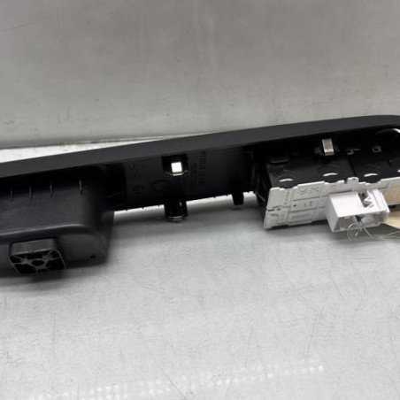 Interrupteur de leve vitre avant gauche OPEL CORSA F