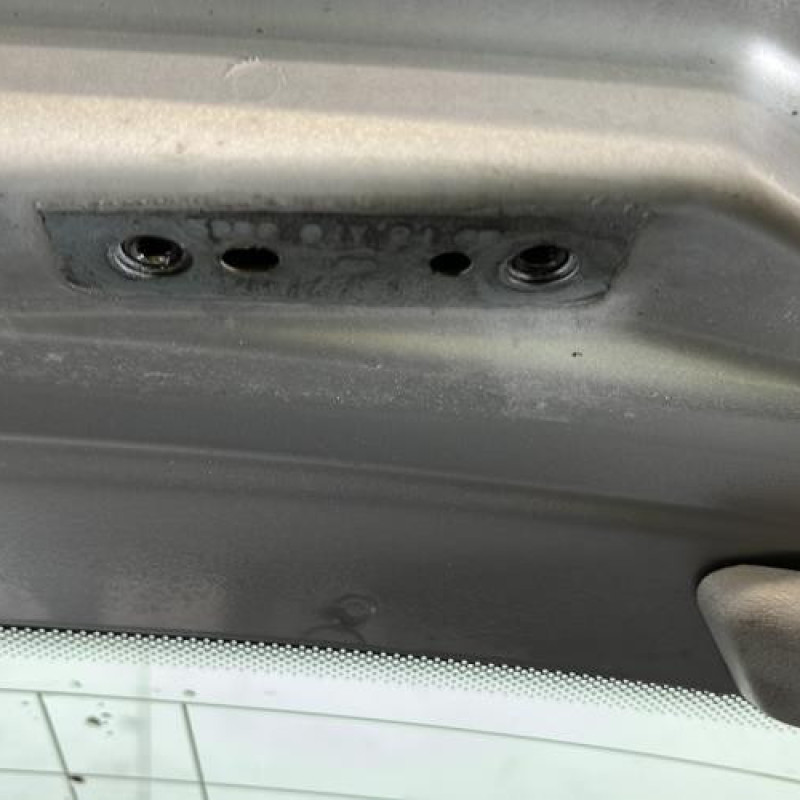 Malle/Hayon arriere PEUGEOT 207 Photo n°6