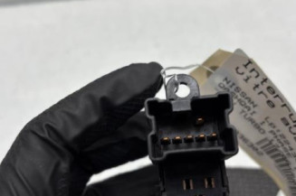 Interrupteur de leve vitre avant droit NISSAN QASHQAI 1