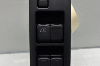 Interrupteur de leve vitre avant gauche NISSAN QASHQAI 1