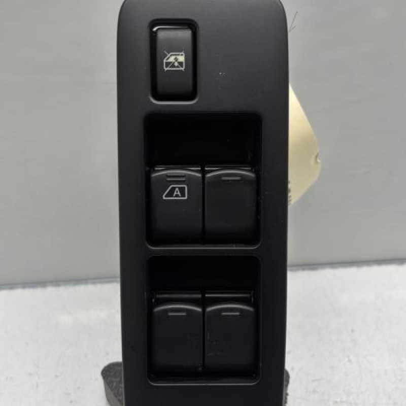 Interrupteur de leve vitre avant gauche NISSAN QASHQAI 1 Photo n°2