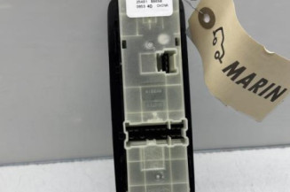 Interrupteur de leve vitre avant gauche NISSAN QASHQAI 1