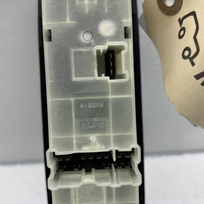 Interrupteur de leve vitre avant gauche NISSAN QASHQAI 1 Photo n°4