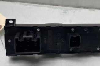 Interrupteur de leve vitre avant gauche FORD C-MAX 1