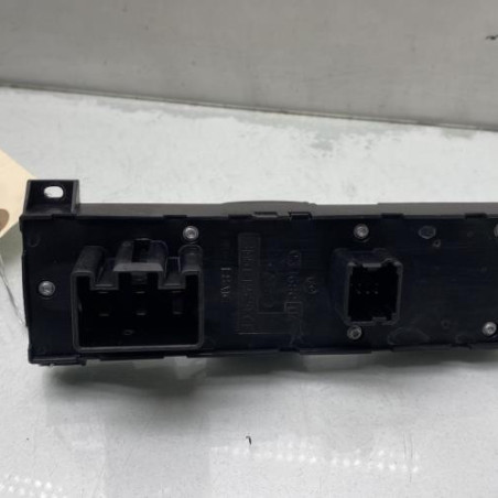 Interrupteur de leve vitre avant gauche FORD C-MAX 1