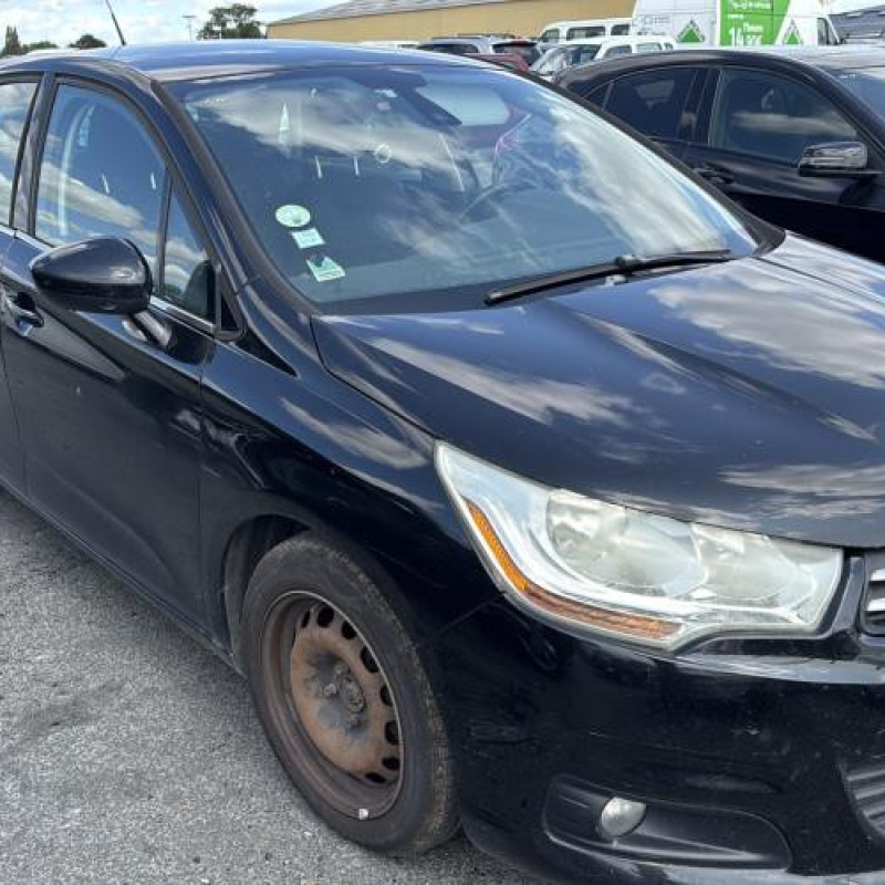 Pare boue avant droit CITROEN C4 2 Photo n°5