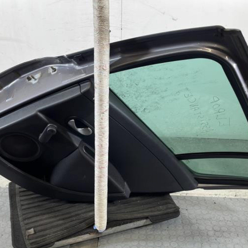Porte arriere droit RENAULT CLIO 3 Photo n°5