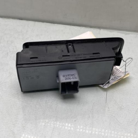 Interrupteur de leve vitre avant gauche VOLKSWAGEN POLO 5