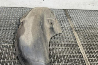 Pare boue arriere gauche RENAULT CLIO 2