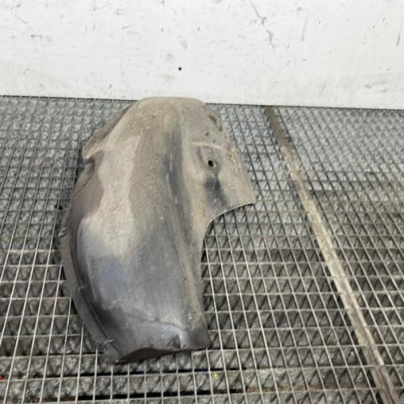 Pare boue arriere gauche RENAULT CLIO 2 Photo n°3