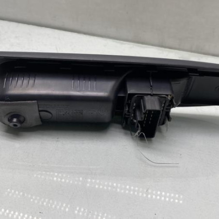 Interrupteur de leve vitre avant gauche RENAULT CLIO 2