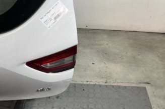 Malle/Hayon arriere RENAULT CLIO 4