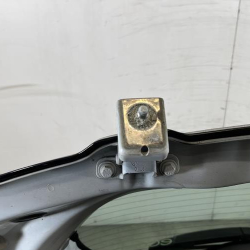 Malle/Hayon arriere RENAULT CLIO 4 Photo n°6