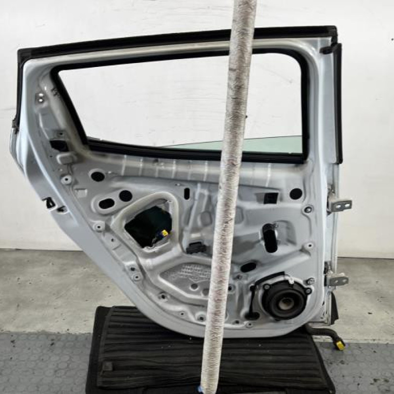 Porte arriere gauche RENAULT CLIO 4 Photo n°4