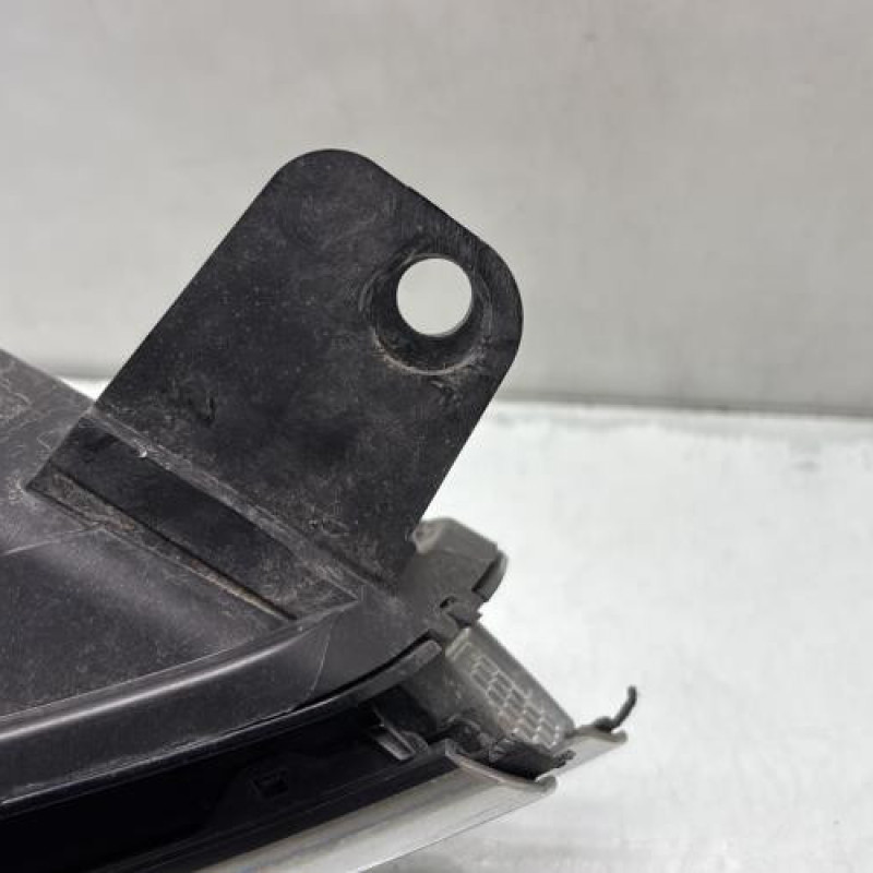 Feu diurne avant droit CITROEN C3 3 Photo n°4