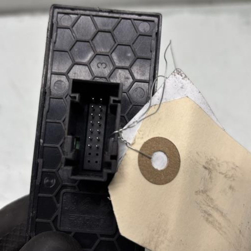 Interrupteur de leve vitre avant gauche CITROEN C3 3 Photo n°3