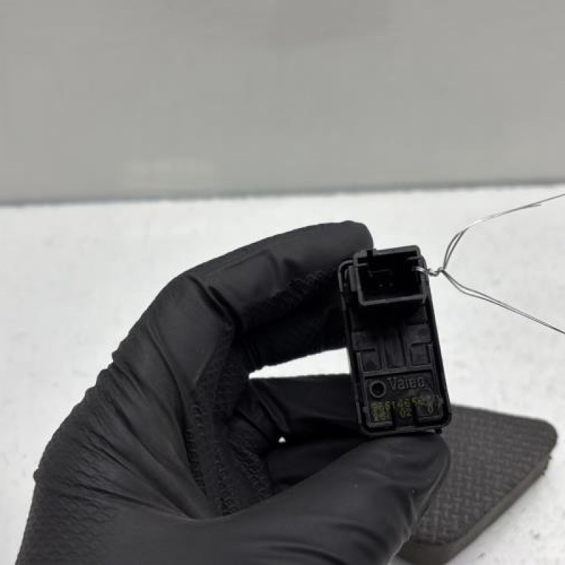 Interrupteur de leve vitre avant droit CITROEN C4 1 Photo n°2