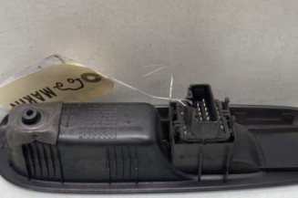 Interrupteur de leve vitre avant gauche RENAULT CLIO 2 CAMPUS