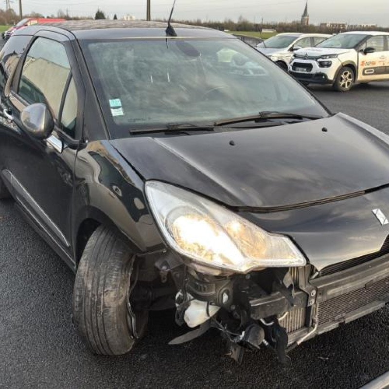 Pare choc arriere CITROEN DS3 Photo n°8