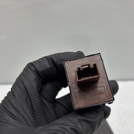 Interrupteur de leve vitre avant gauche SKODA OCTAVIA 2