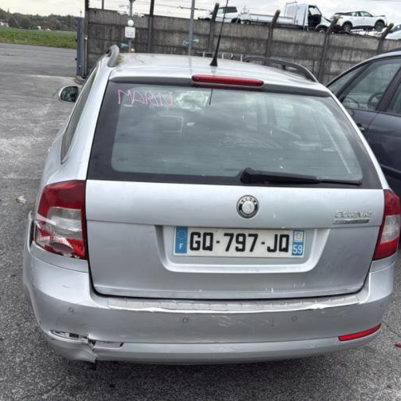 Interrupteur de leve vitre avant gauche SKODA OCTAVIA 2 Photo n°11