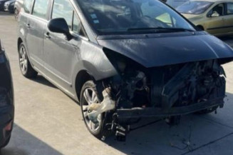 Porte avant droit PEUGEOT 5008 1